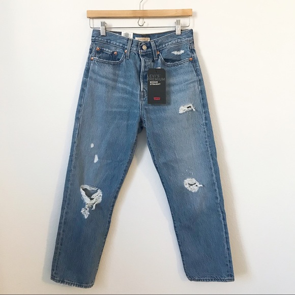 SOLD [Levi’s] Wedgie Straight Authentically Yours - Picture 3 of 8